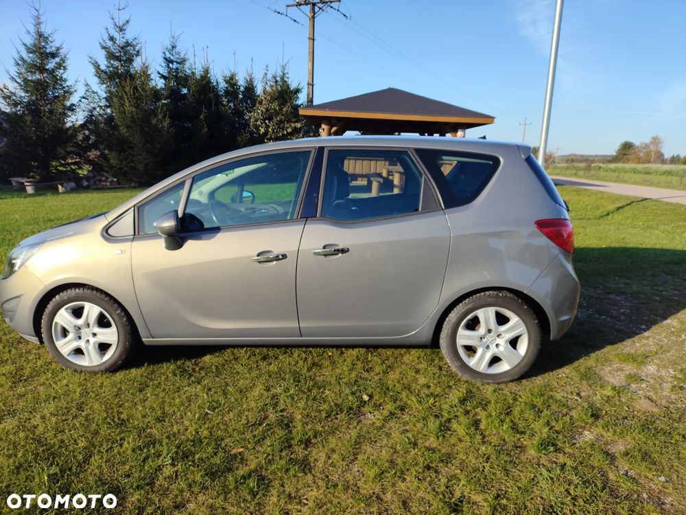 Opel Meriva - 8