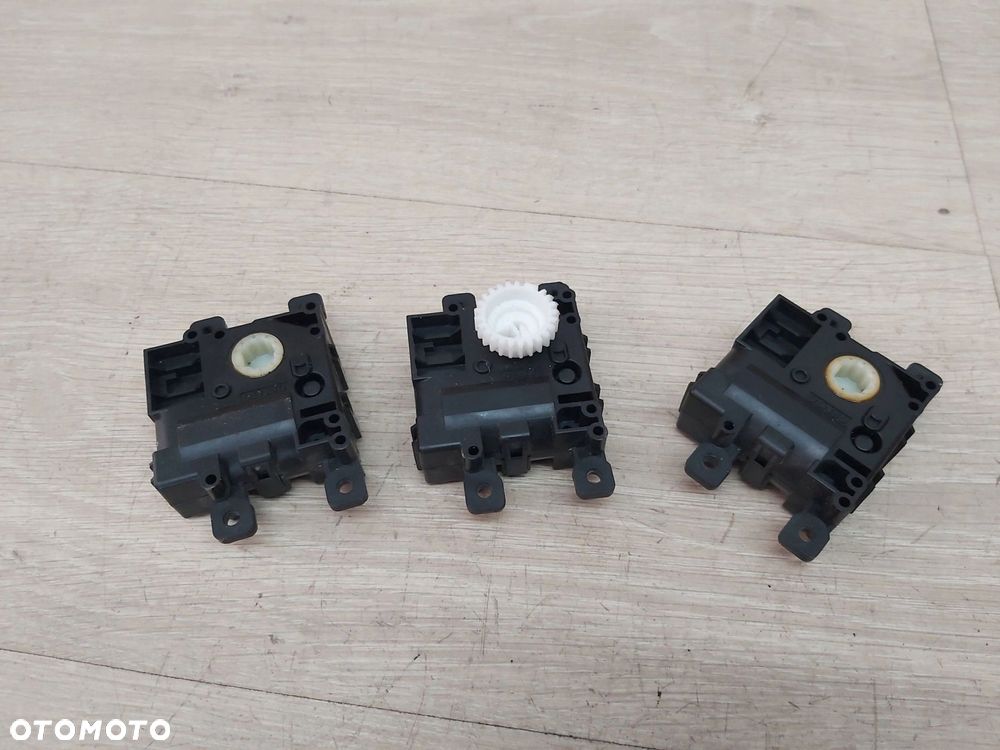 Toyota Prius IV Rav4 CHR Lexus NX silniczek nawiewu nagrzewnicy 063800-2031 - 3