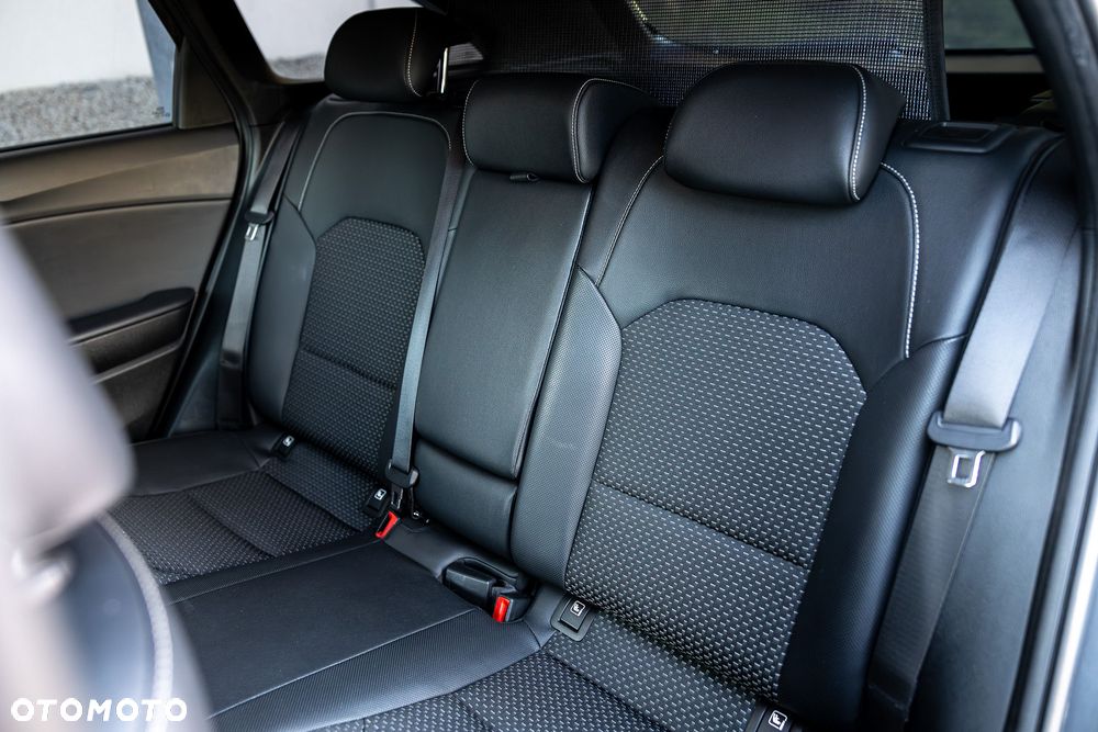 Kia Ceed 1.6 CRDi Platinum Edition - 35
