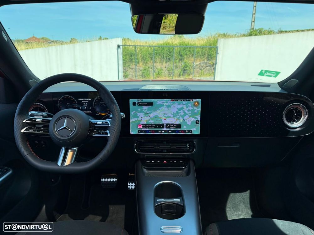 Mercedes-Benz GLB 250+ EQ - 11