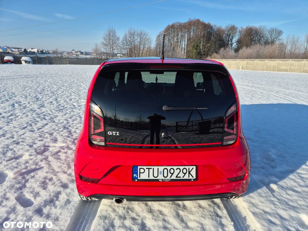 Volkswagen up! - 4