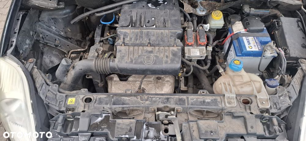 Fiat Punto - 12