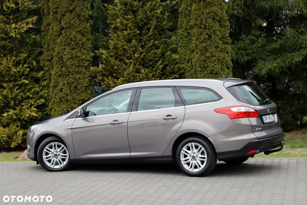 Ford Focus SW 1.6 TDCi DPF S&S Titanium - 10