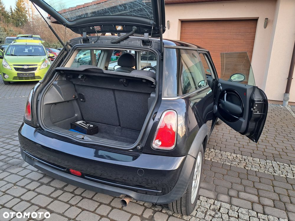 MINI ONE Seven - 23