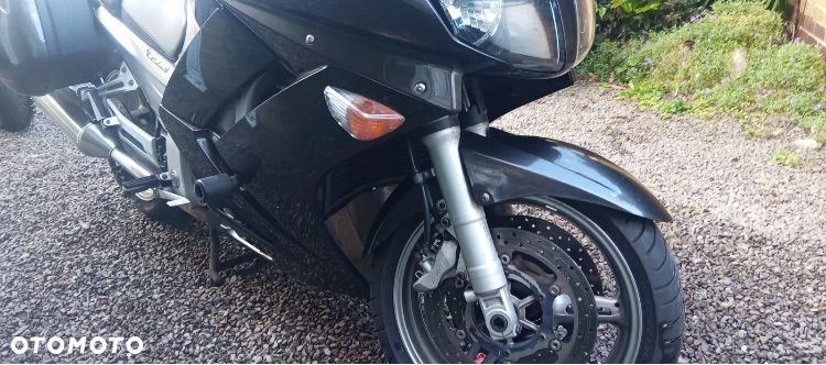 Yamaha FJR - 12
