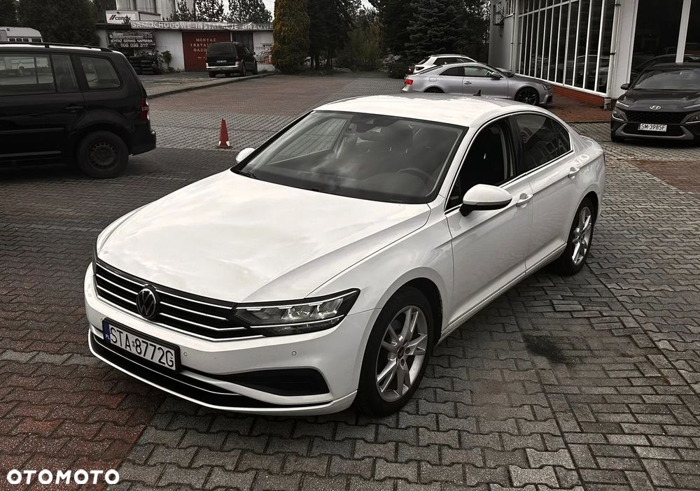 Volkswagen Passat 2.0 TSI Elegance DSG - 23