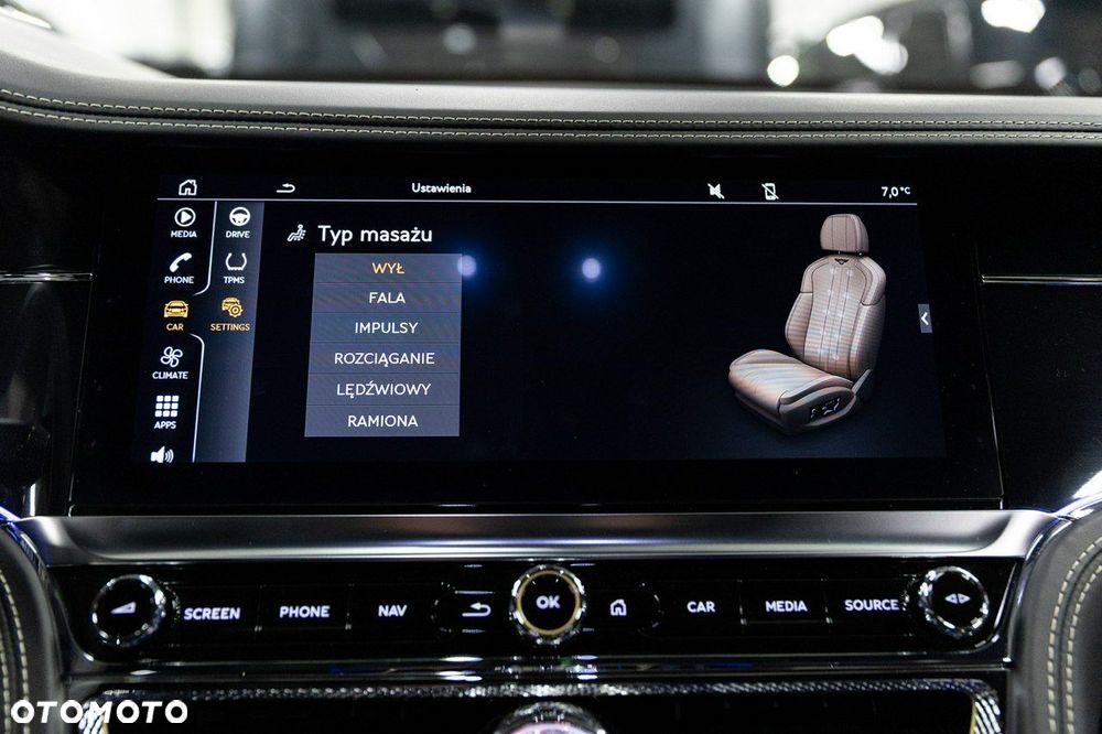 Bentley Flying Spur - 39