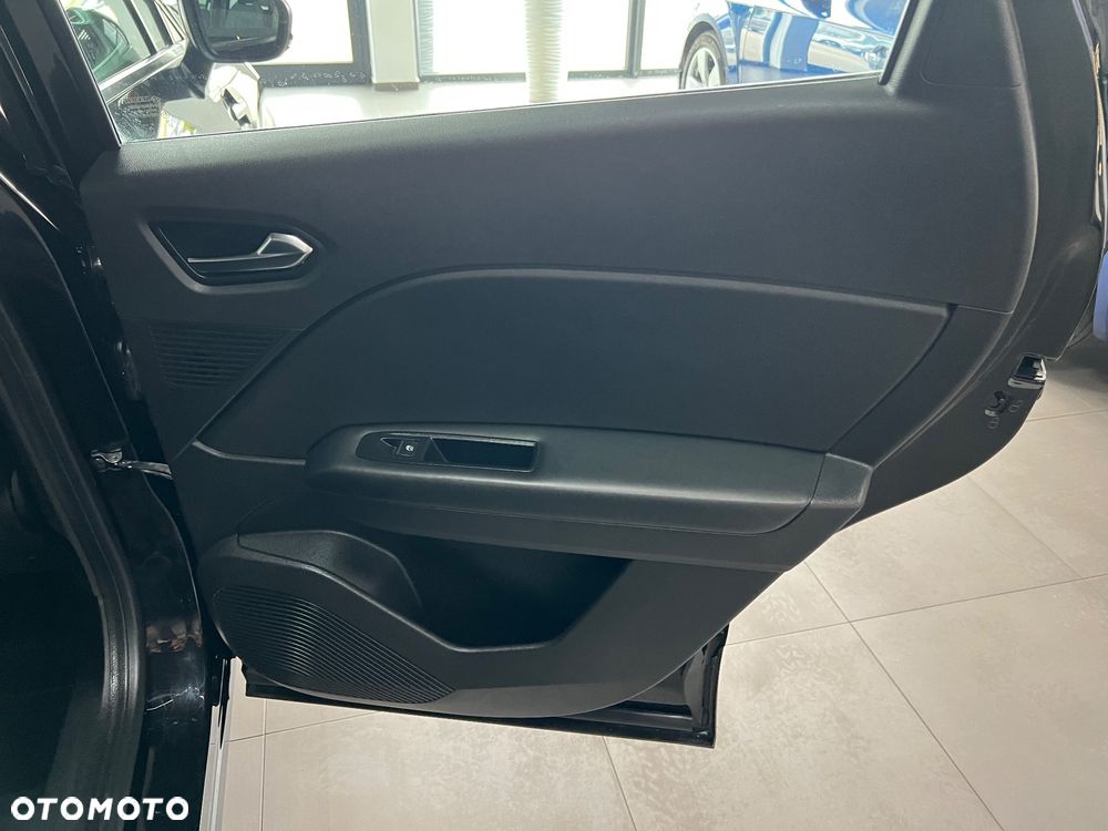 Renault Captur - 31