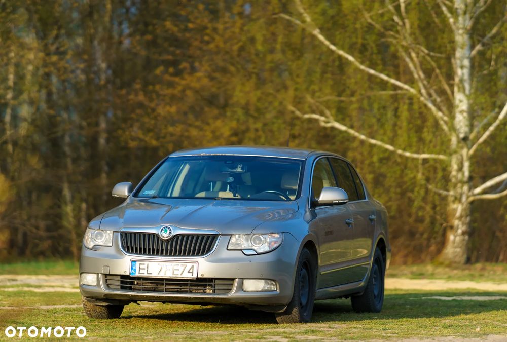 Skoda Superb 2.0 TDI Platinum DSG - 11