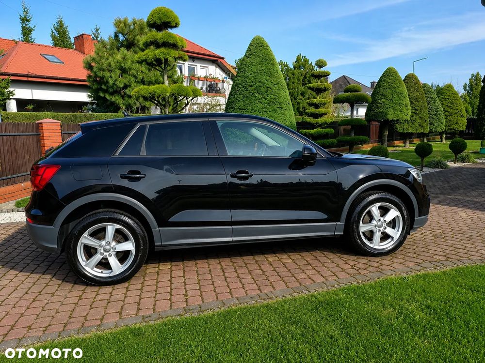 Audi Q2 35 TDI S tronic sport - 9