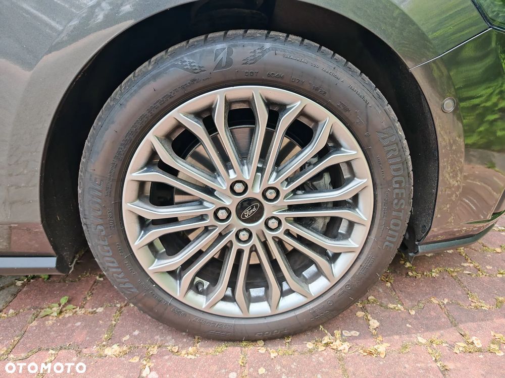 Ford Focus 1.5 EcoBoost Titanium - 19