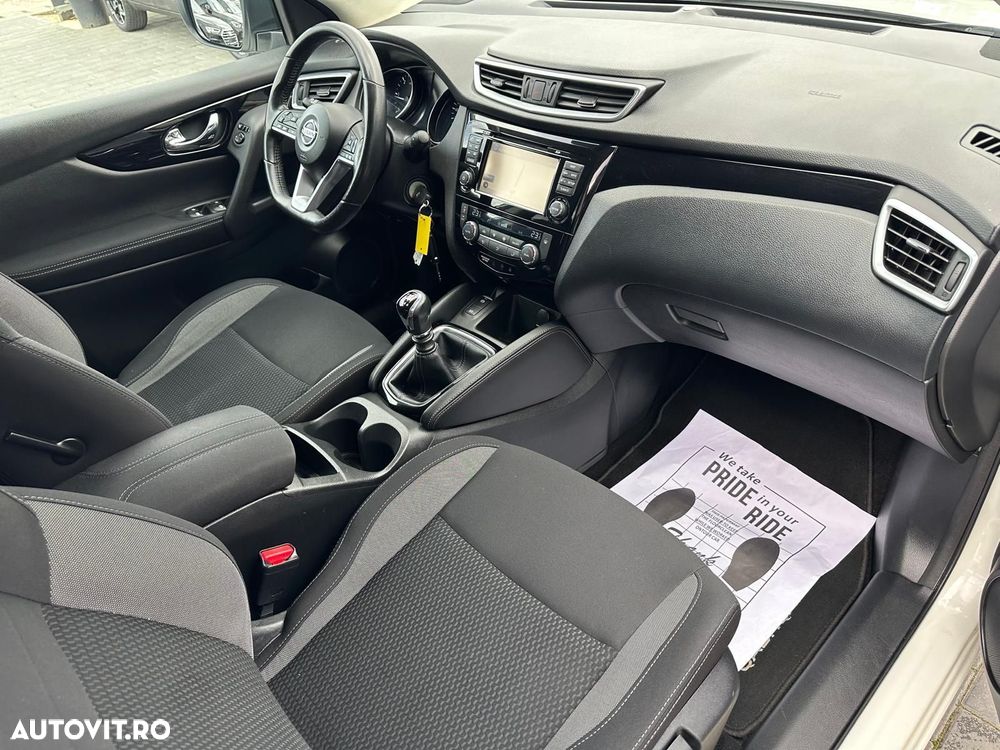 Nissan Qashqai - 10