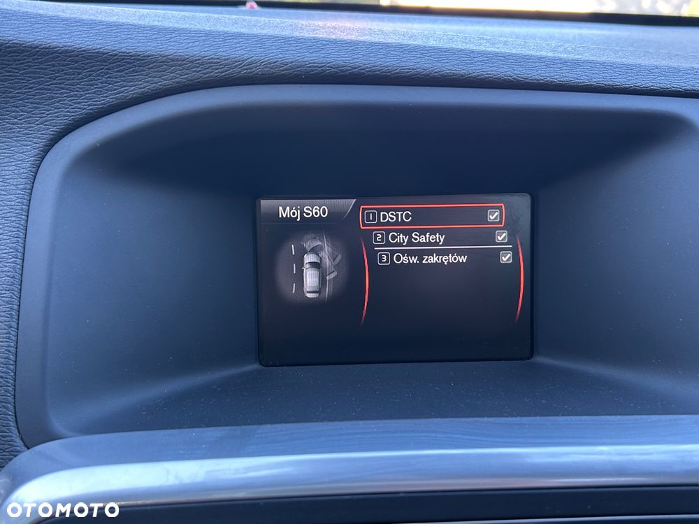 Volvo S60 D3 Summum - 17