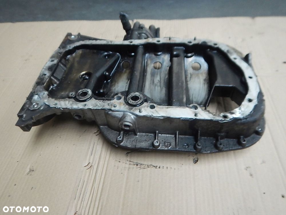 PODSTAWA MISKI OLEJOWEJ TOYOTA RAV4 2.0 D4D 1CD - 2