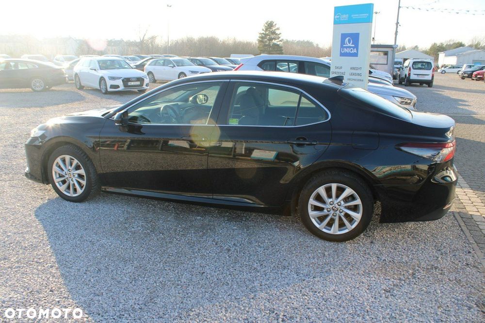 Toyota Camry - 9