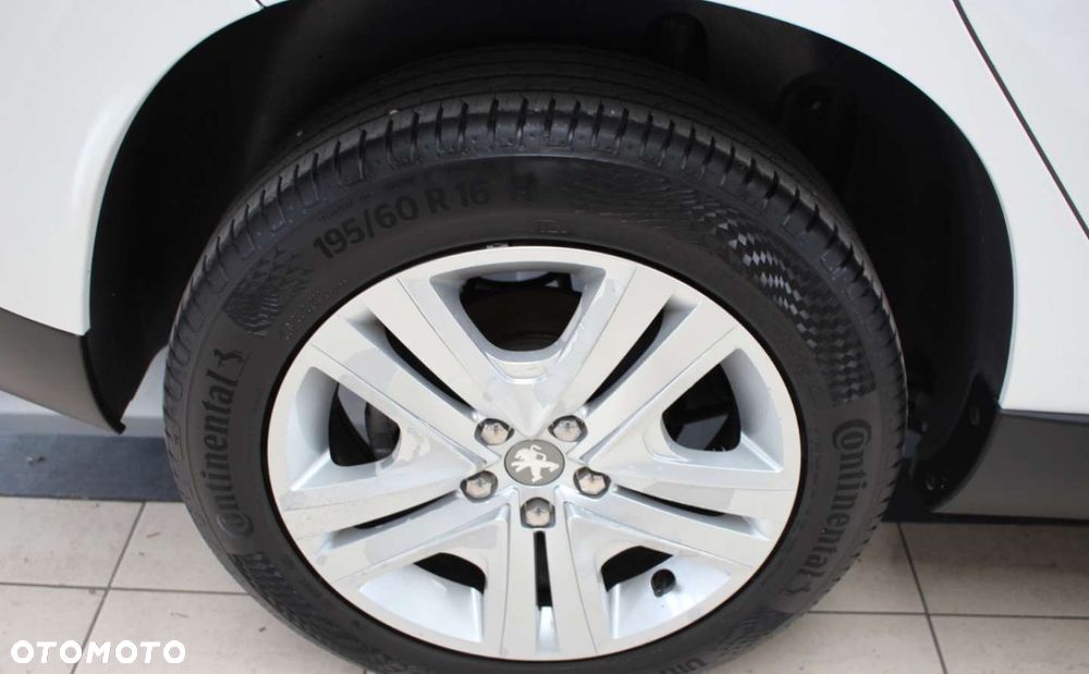 Peugeot 2008 - 16