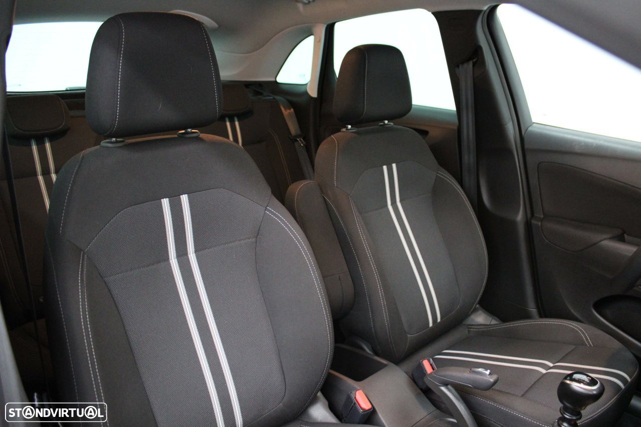 Opel Crossland X - 17