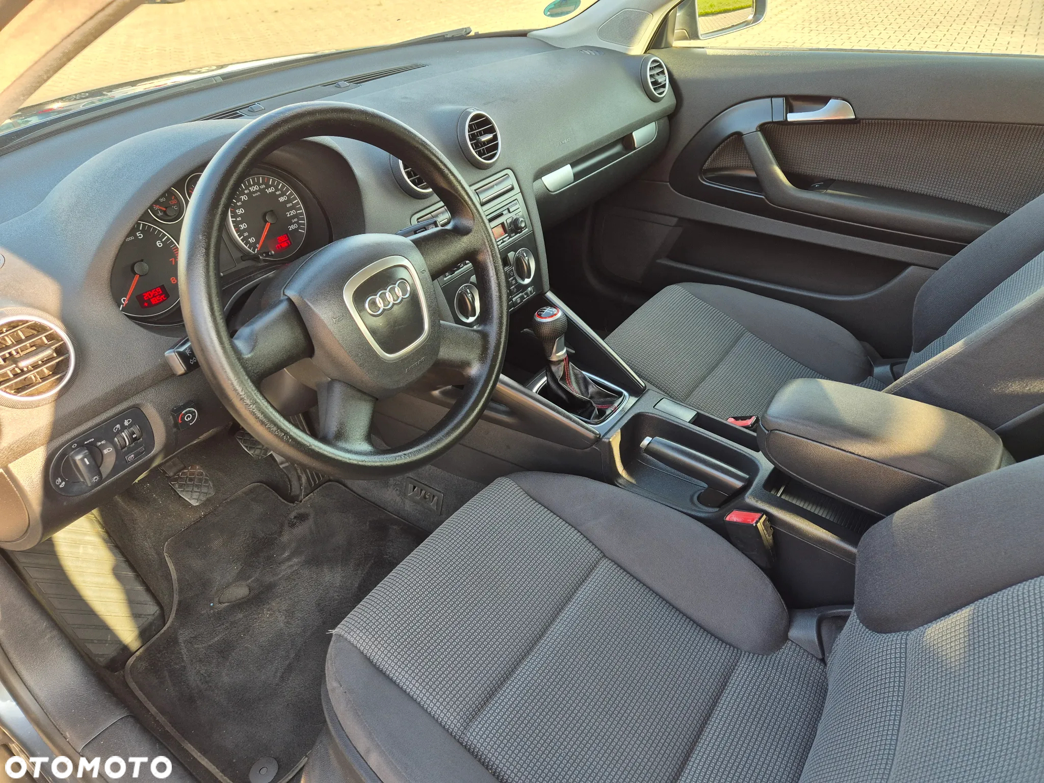 Audi A3 1.6 Limited Edition - 7