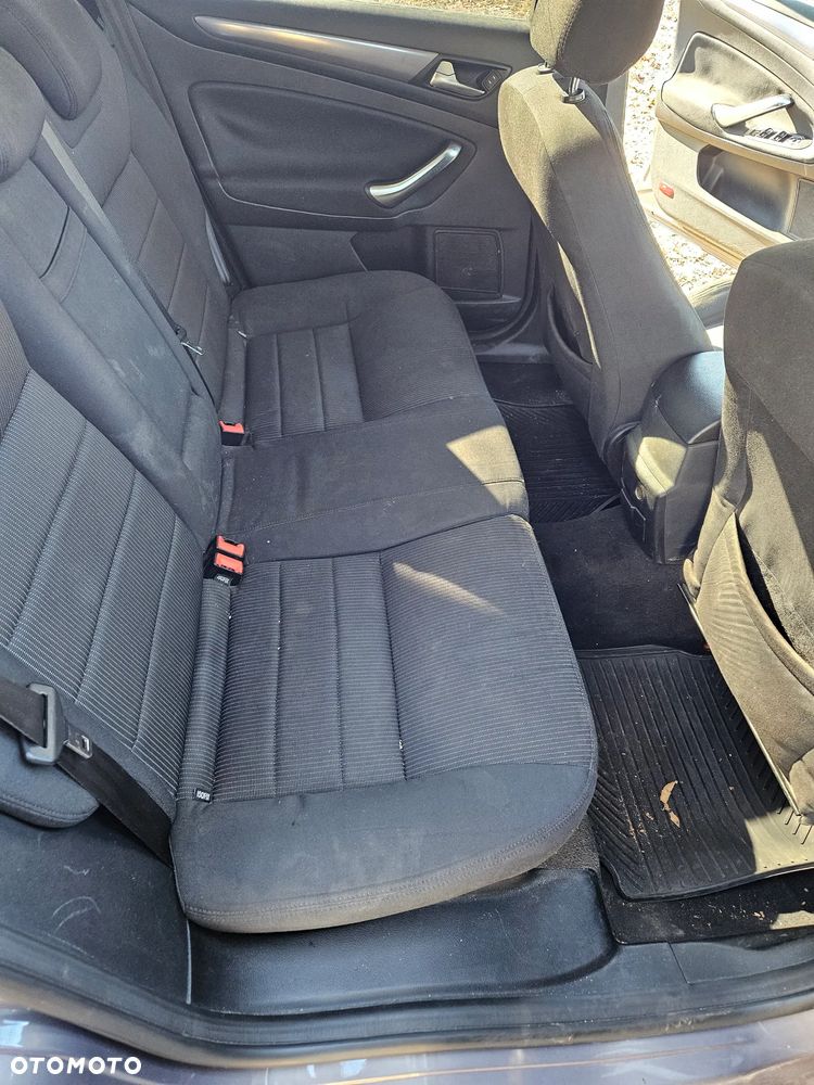 Ford Mondeo 2.0 TDCi Titanium S - 11