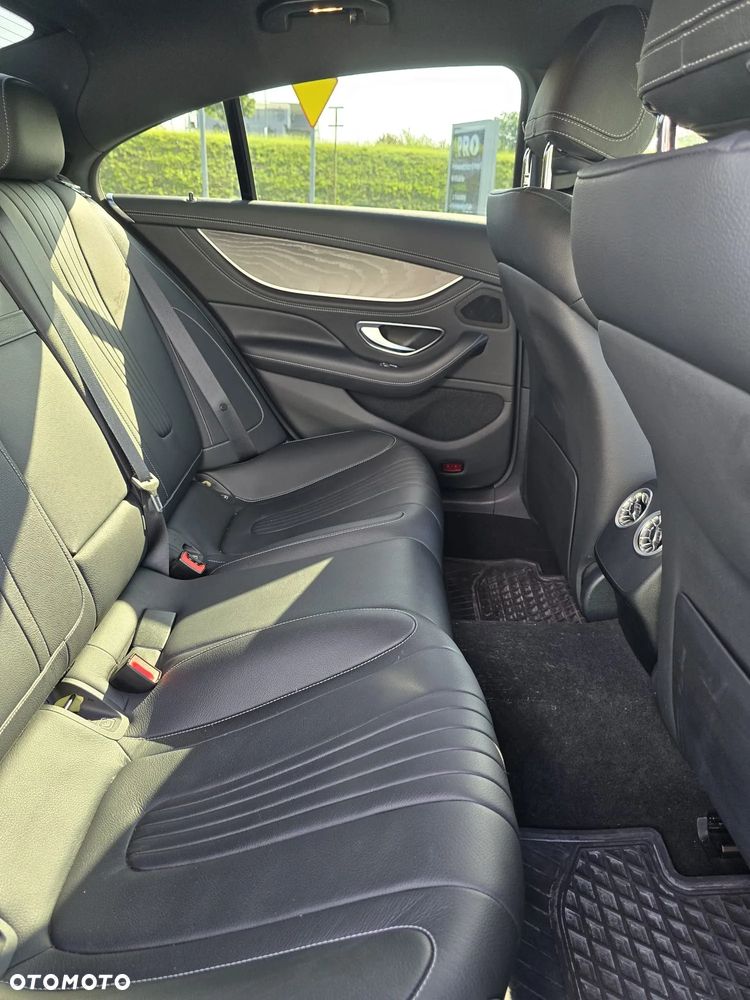 Mercedes-Benz CLS 300 d 4-Matic Avantgarde - 12