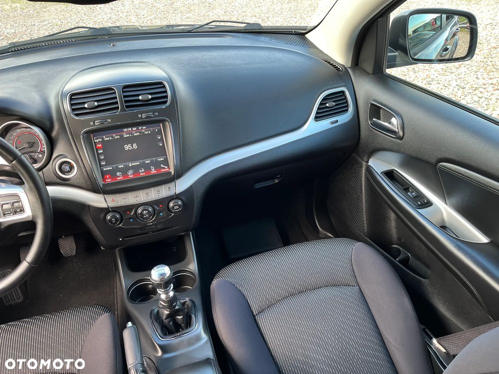 Fiat Freemont 2.0 Multijet 16V DPF Urban - 29