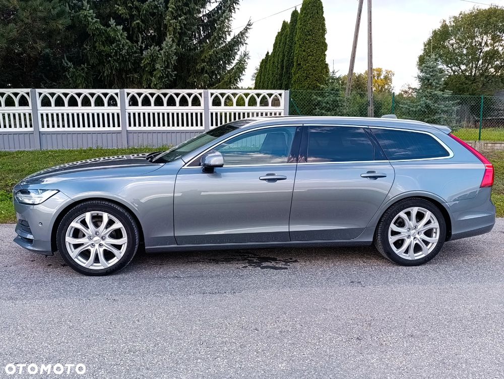Volvo V90 D3 Momentum Pro - 3