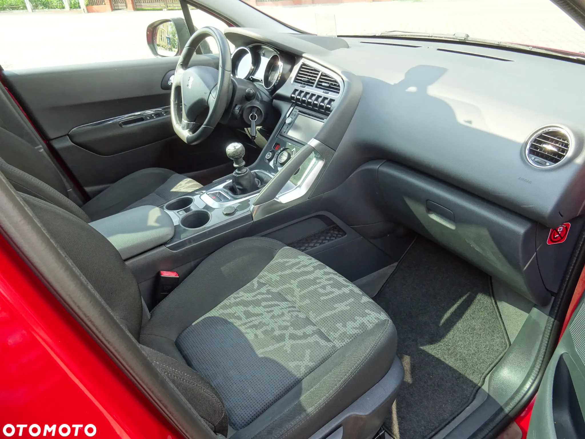 Peugeot 3008 1.6 HDi Premium - 9