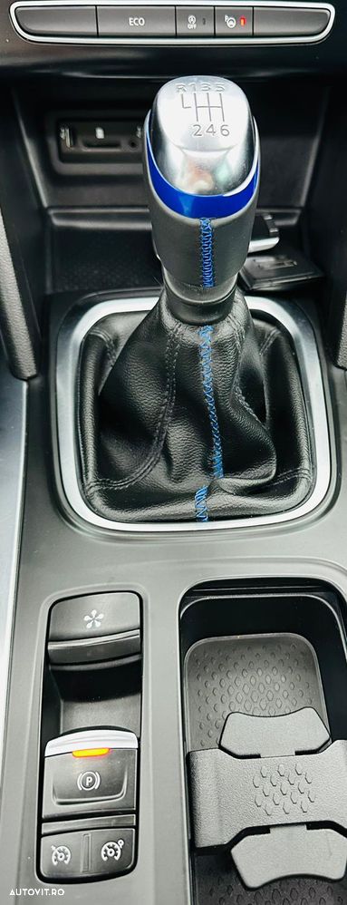 Renault Megane ENERGY dCi 130 GT LINE - 22