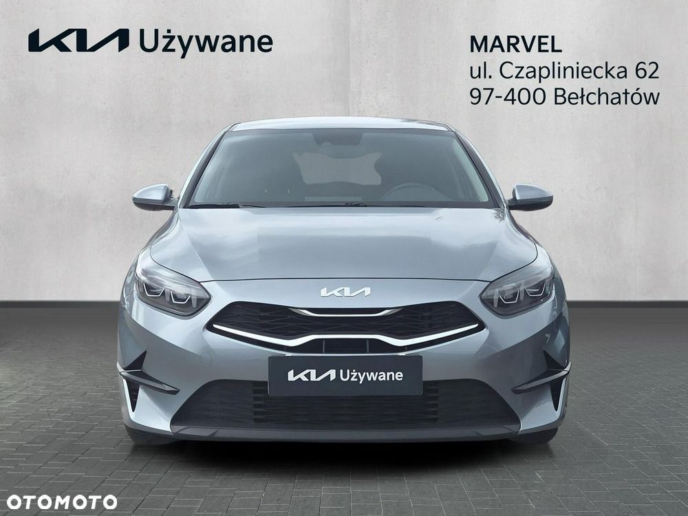 Kia Ceed - 8