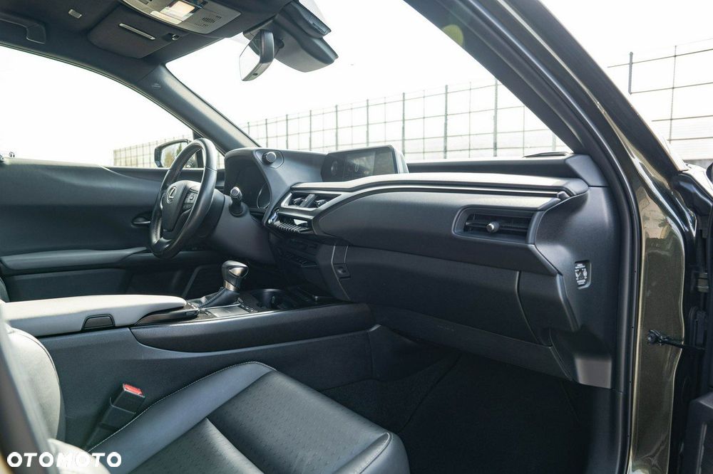 Lexus UX 250h GPF F Impression 2WD - 21