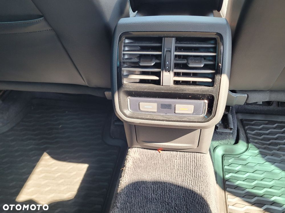 Volkswagen Passat 2.0 TDI BMT Highline DSG - 15