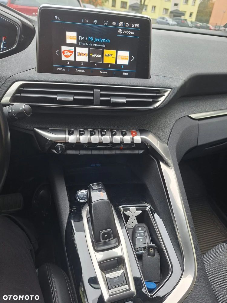 Peugeot 3008 - 9