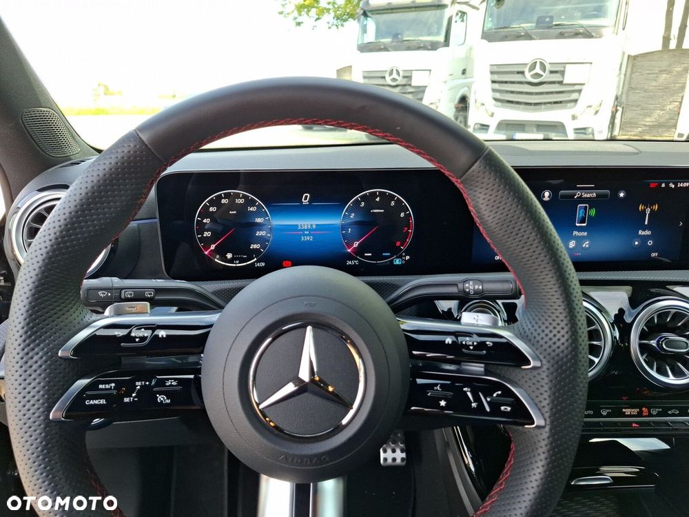 Mercedes-Benz Klasa A 200 AMG Line 7G-DCT - 11