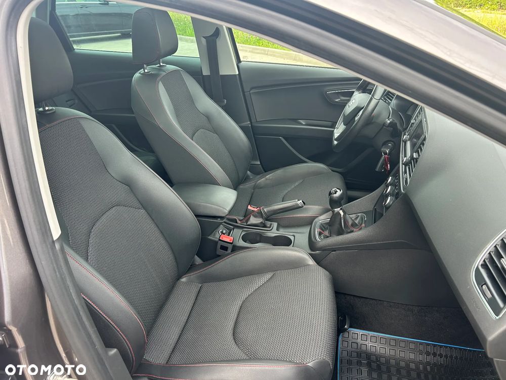 Seat Leon 2.0 TDI DPF Ecomotive FR - 23