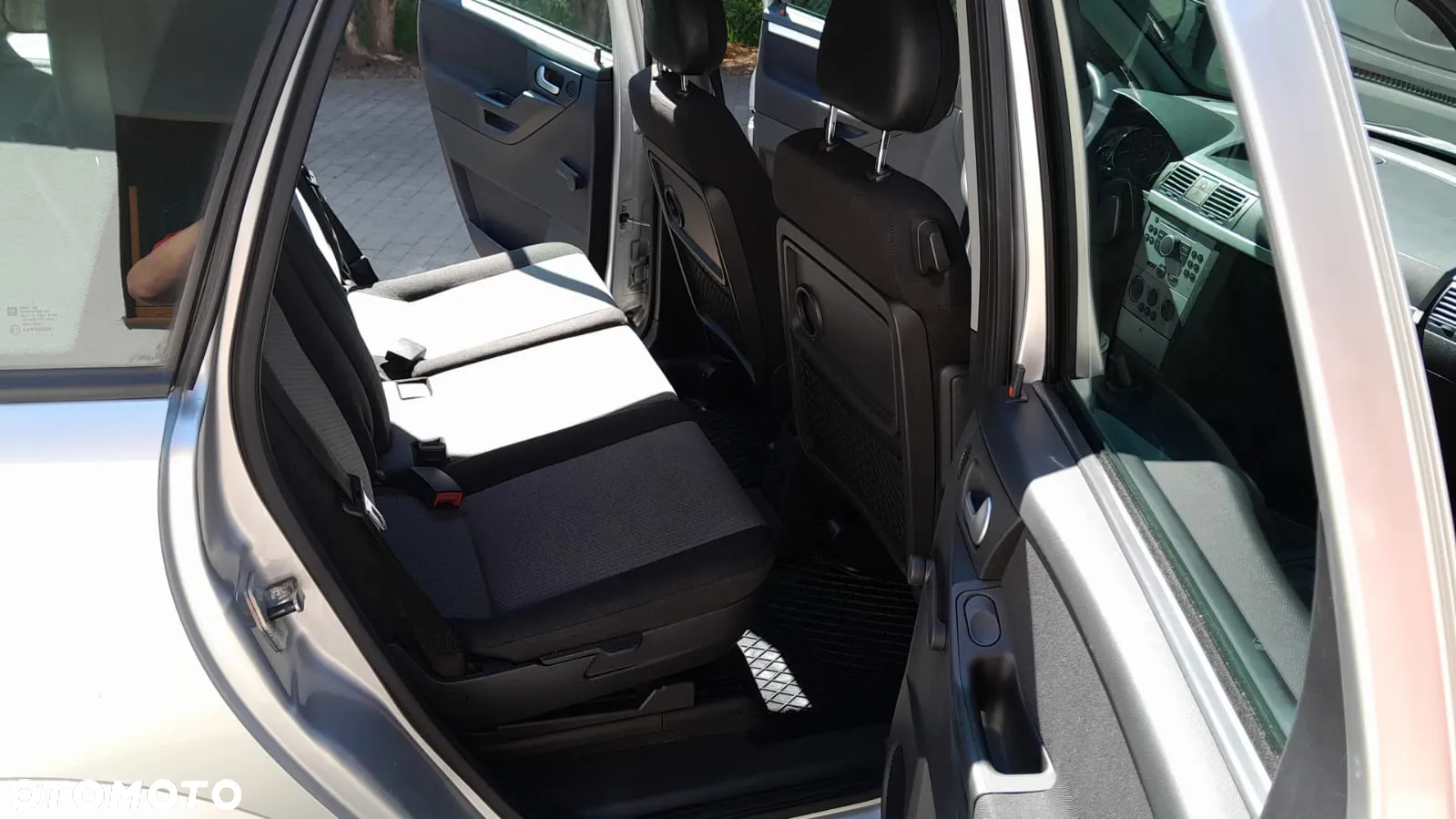 Opel Meriva - 8
