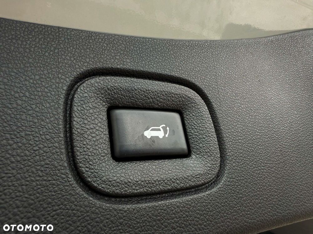 Renault Koleos 2.0 Blue dCi Initiale Paris 4x4 X-Tronic - 10