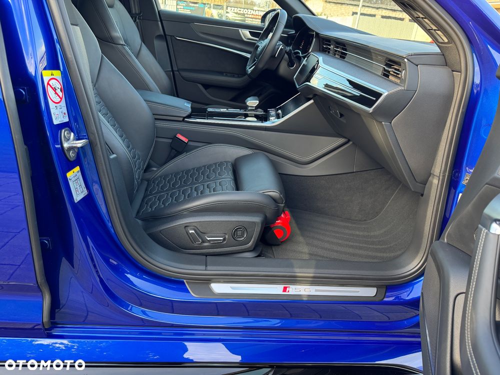 Audi RS6 Avant - 21