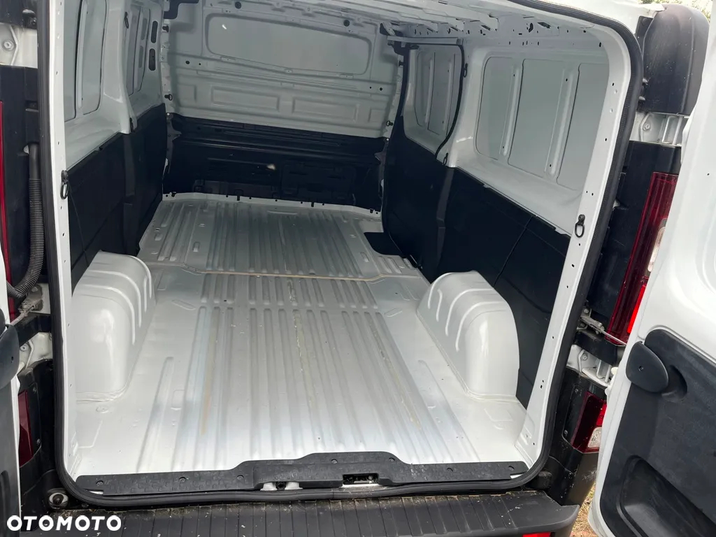 Peugeot 5008 - 15