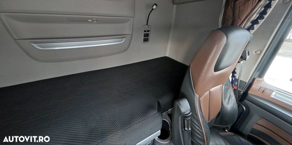 DAF XF 530 FT Super Space Cab full option - 11