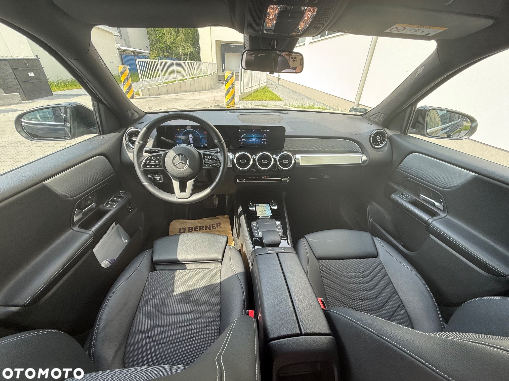 Mercedes-Benz GLB 200 7G-DCT - 27
