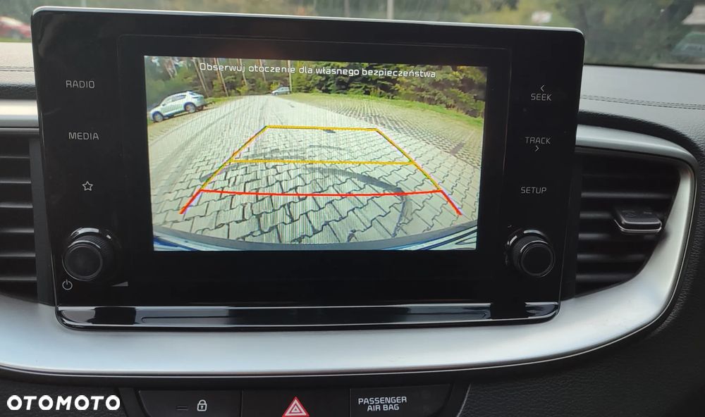 Kia Ceed 1.6 CRDi SCR M - 33