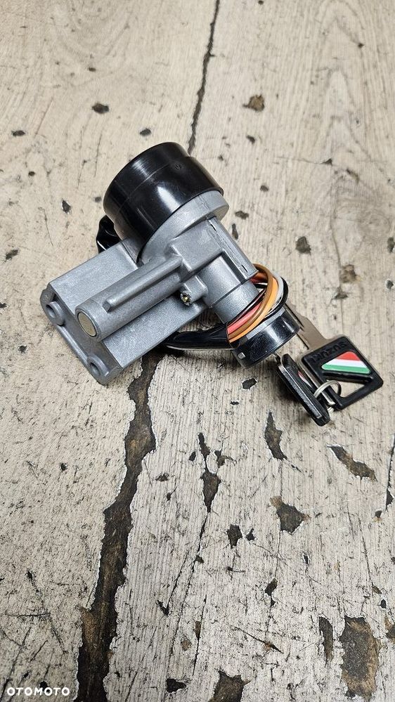 Stacyjka Suzuki CS80 Gemma (1983-1984)  37100-01460 - 10