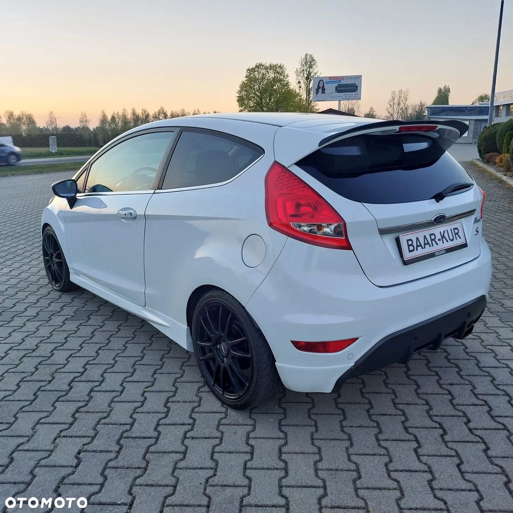Ford Fiesta 1.4 Sport - 14