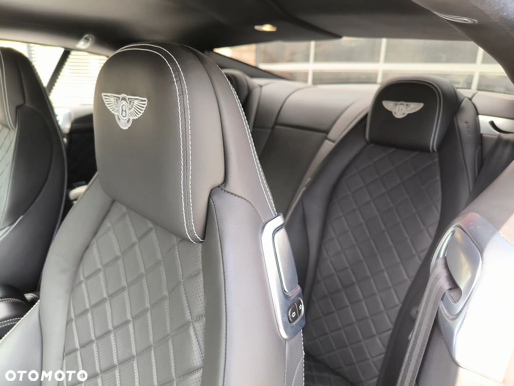 Bentley Continental GT V8 S - 16