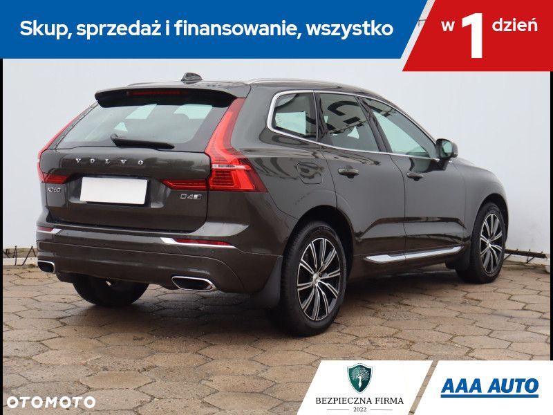 Volvo XC 60 - 6