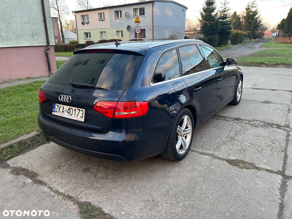 Audi A4 Avant 2.0 TDI - 13