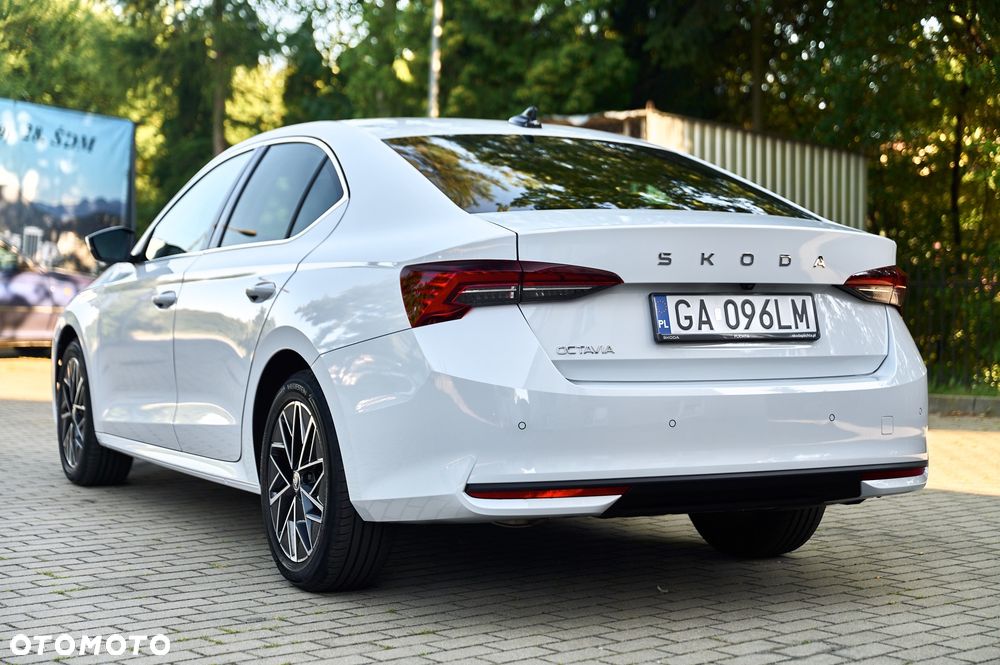 Skoda Octavia 2.0 TDI Selection - 10