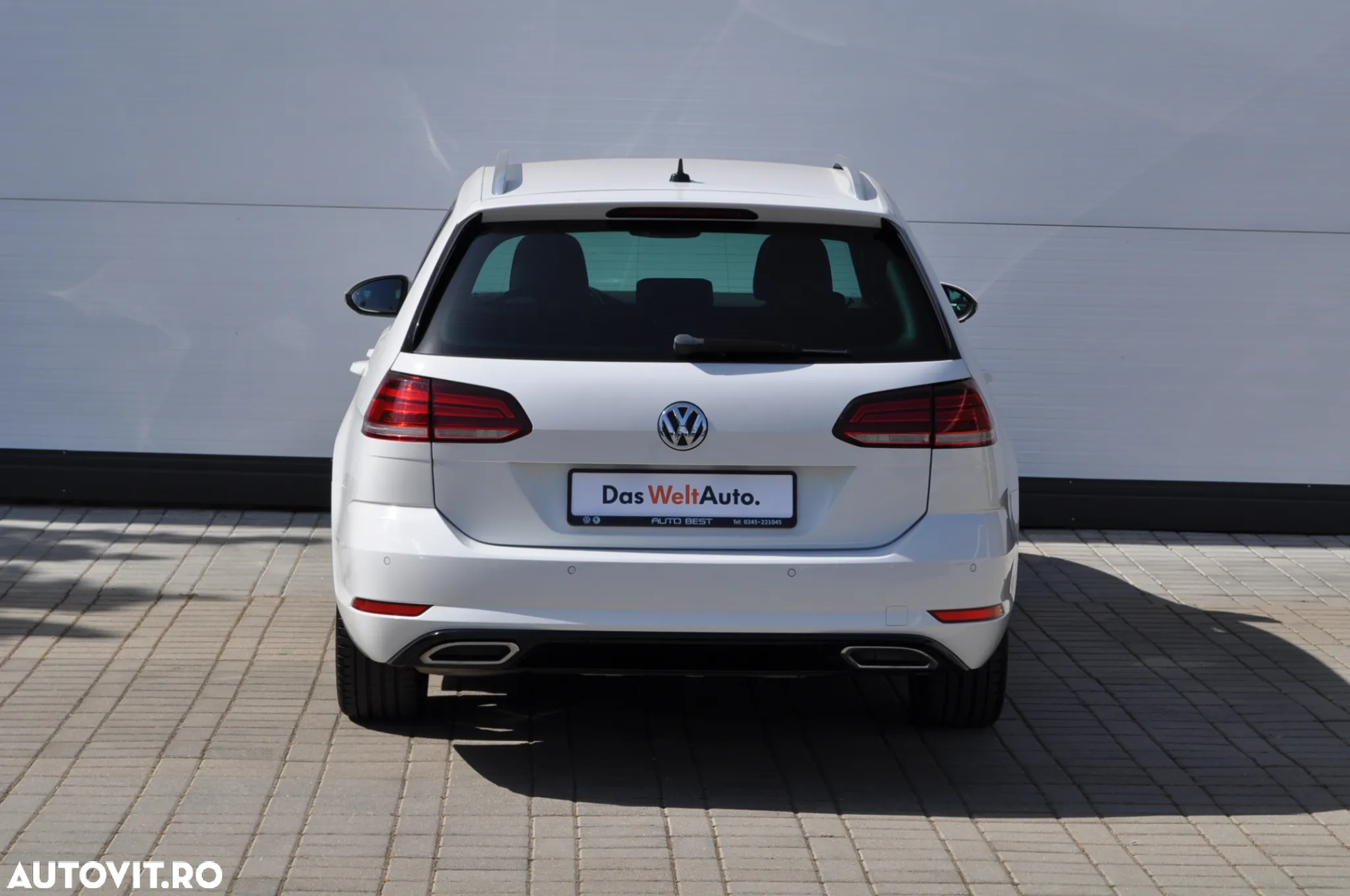 Volkswagen Golf 2.0 TDI DSG R-Line - 11