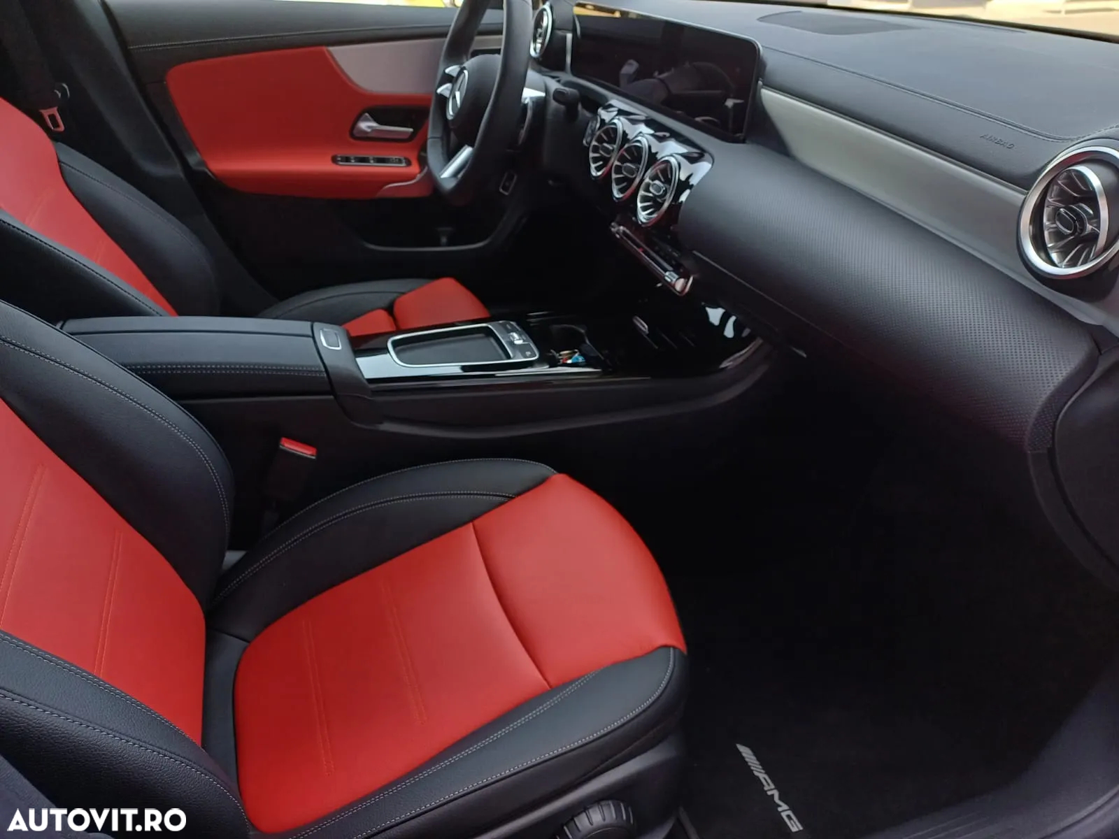 Mercedes-Benz CLA 250 MHEV 4MATIC Coupe - 11