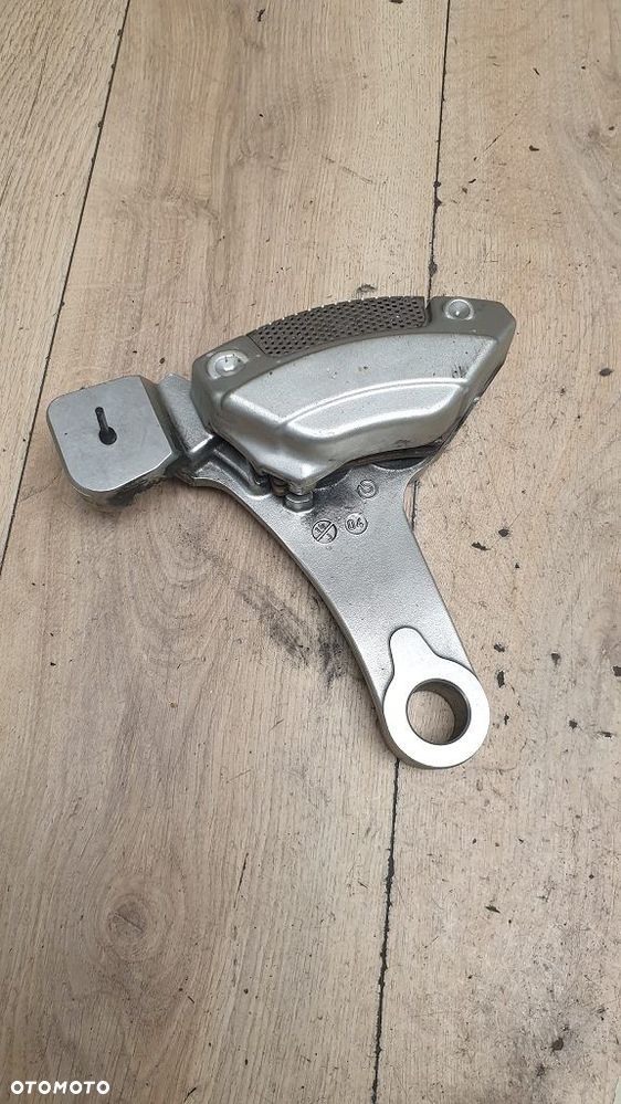 Zacisk hamulcowy tył jarzmo Harley Davidson V-Rod Street Rod - 6